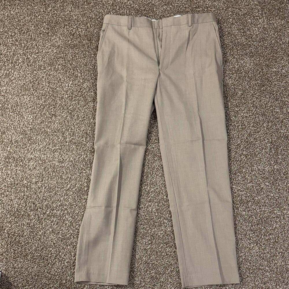 Jos. A. Bank Men's Beige Dress Pants